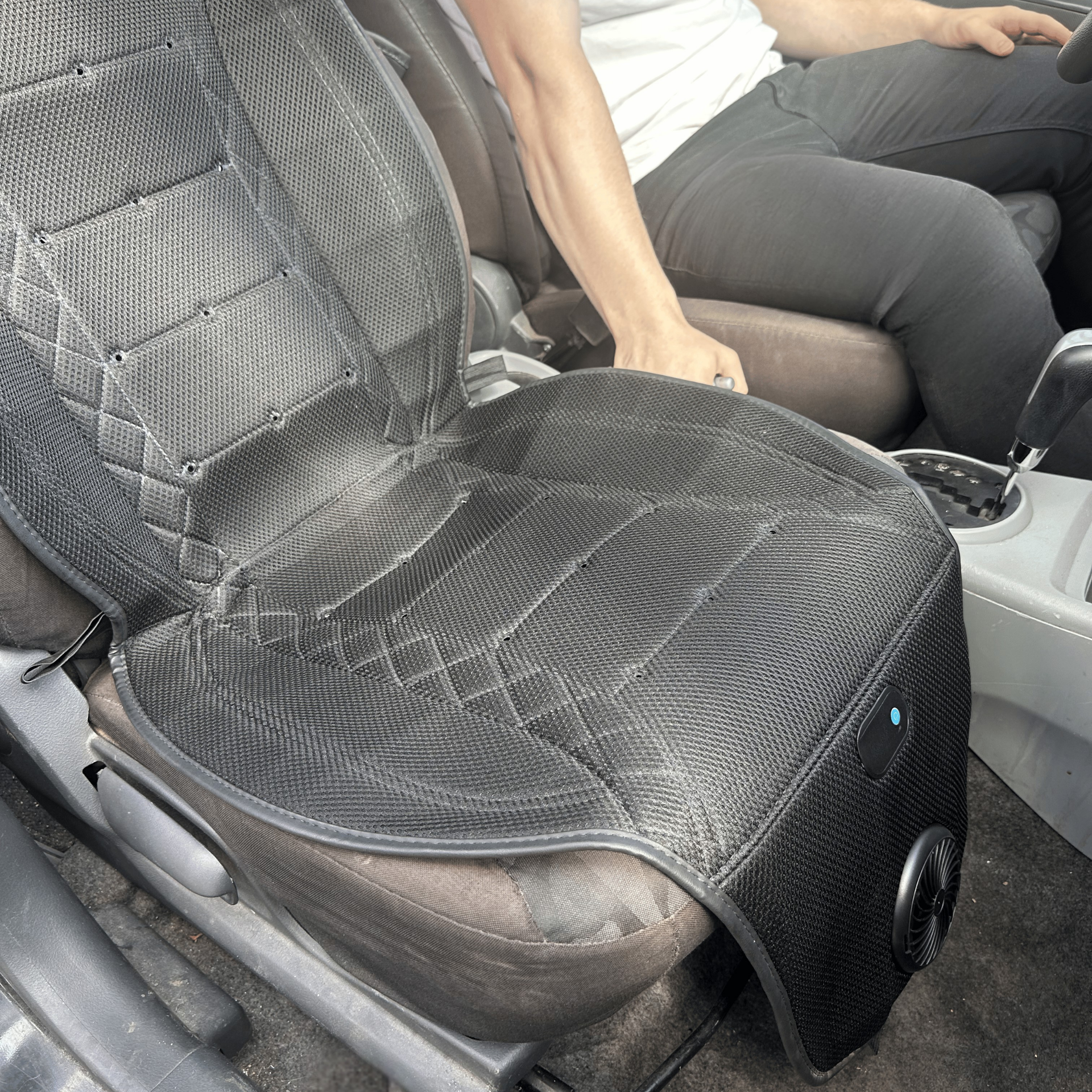 cool-seat™- הסוף לגב רטוב שלך